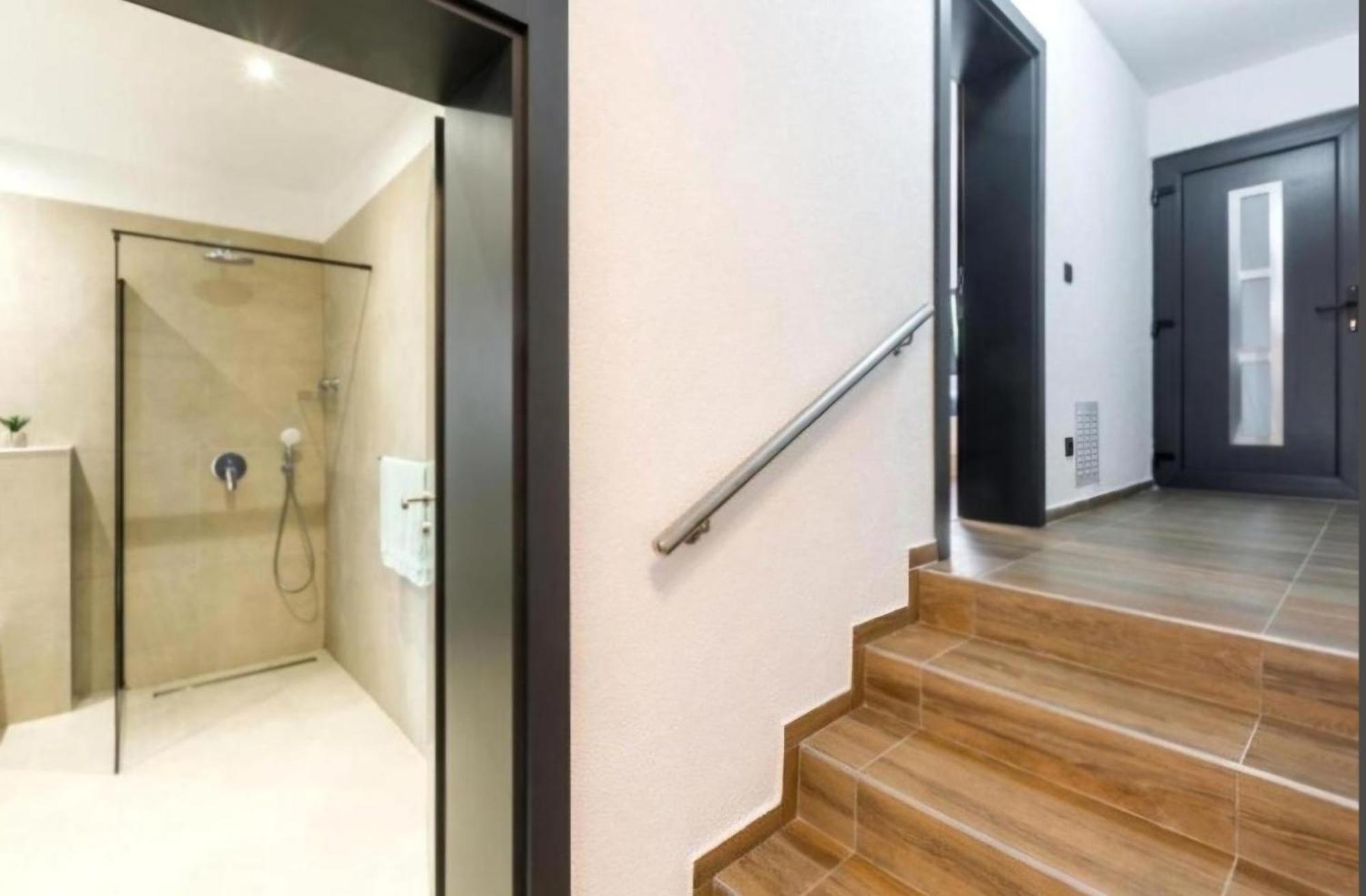 Betty Apartments Borik - Whole Ground Floor روفينج المظهر الخارجي الصورة
